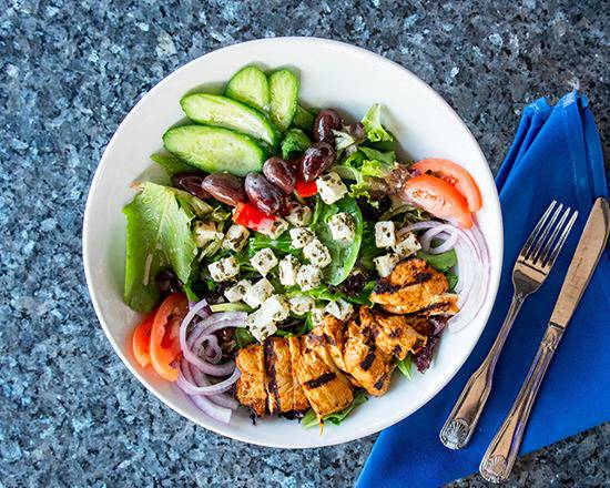  Greek Salad 