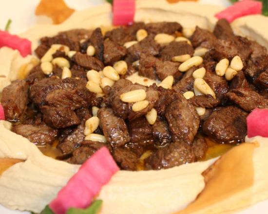  Hummus with Meat 
